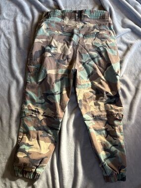Camouflage Cargo Jogger Pants - Green Camo
